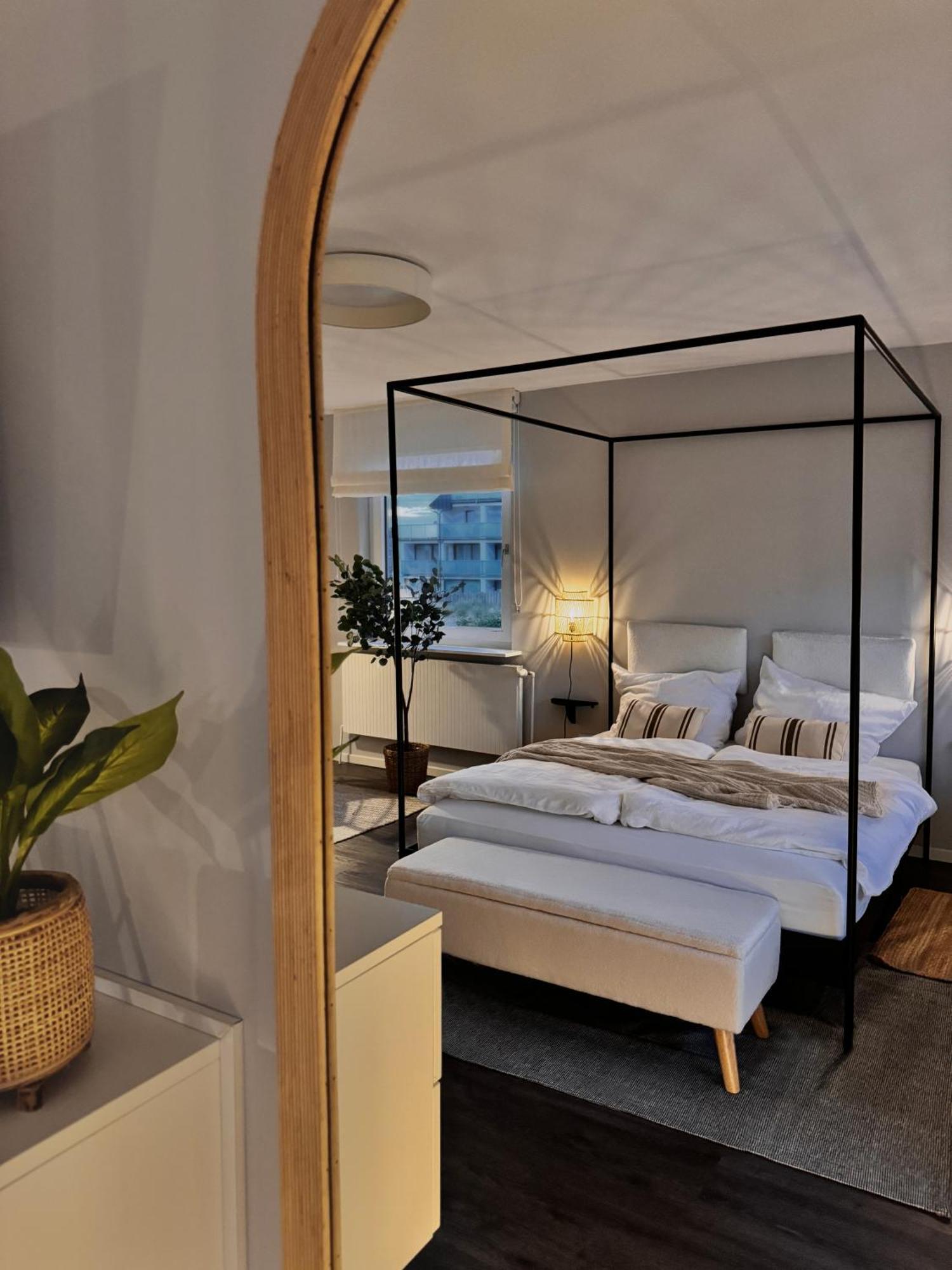 Seaside Rooms - Design-Apartment Mit Balkon & Parkplatz - Inklusive Strandkorb Direkt Am Wasser Und Spa & Sauna Saisonal 比苏姆 外观 照片